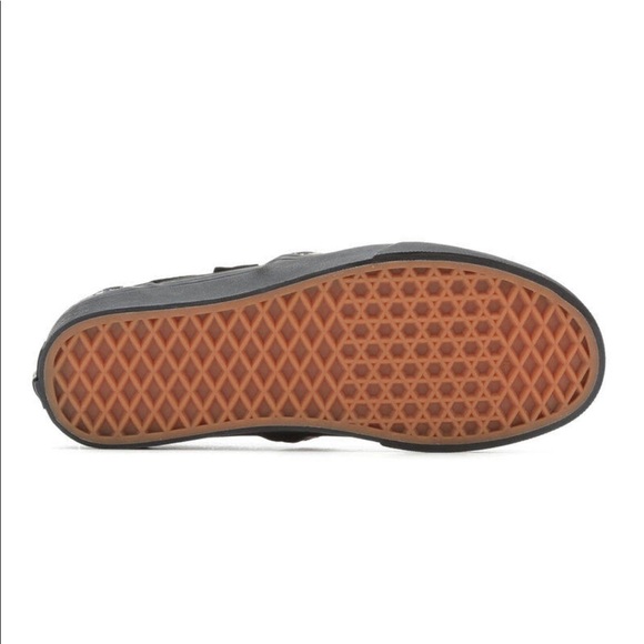 COPY - Vans Women's Slip On Trainers, - Picture 6 of 8